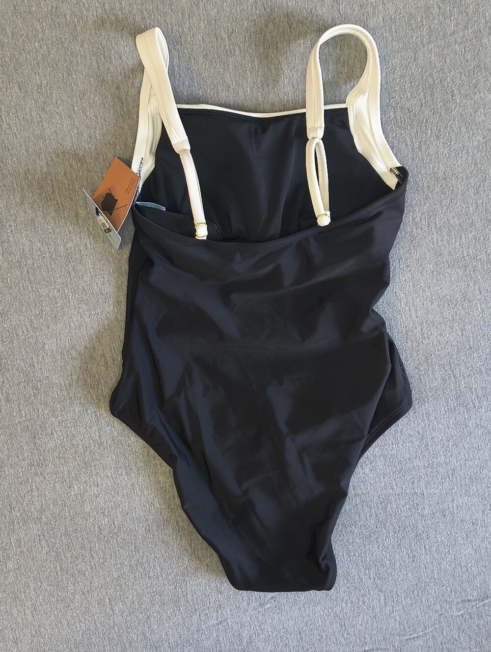 Shade & Shore Binding Scoop Neck Full Coverage One-Piece - Black/Cream S - Picture 2 of 2